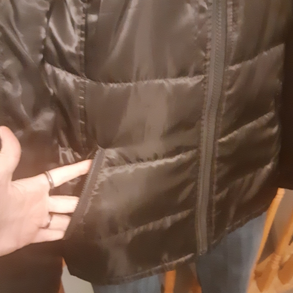 Danier Leather Balck Jacket/ Coat- Women's Size Small- Like New - Picture 7 of 9